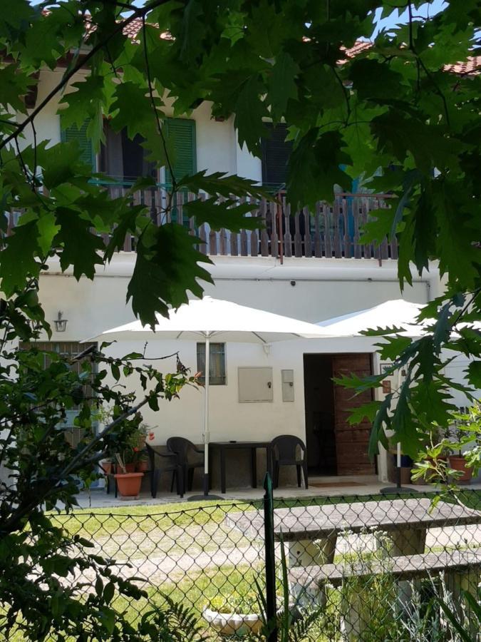 Bed and Breakfast Il Casolare Del Medio Olona Fagnano Olona Exterior foto